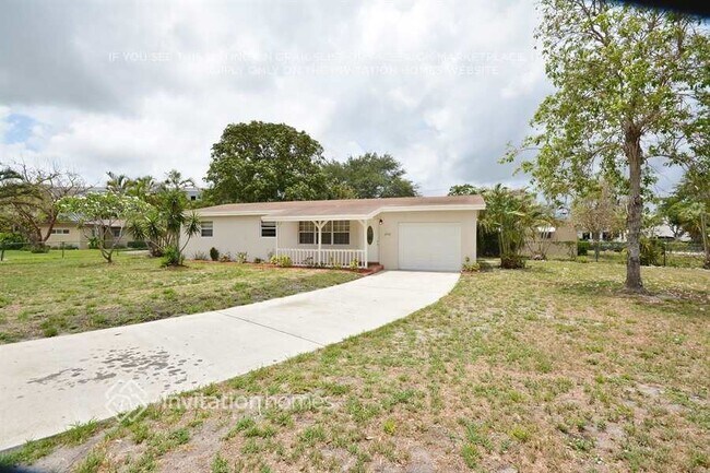 3792 SW 19th St in Fort Lauderdale, FL - Building Photo - Building Photo