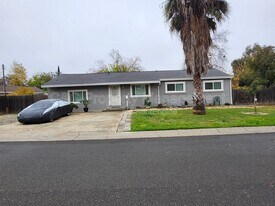 6671 Graham Cir in Citrus Heights, CA - Building Photo