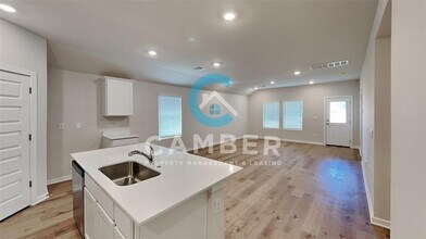 394 Indiana Ct in Newcastle, OK - Building Photo - Building Photo