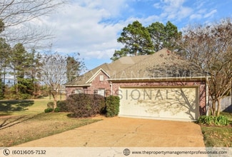 100 Devlin Dr in Madison, MS - Building Photo - Building Photo
