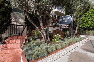 6615 Pacific Ave-Unit -107 in Los Angeles, CA - Foto de edificio - Building Photo