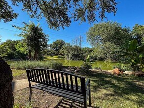 904 S Weatherred Dr in Richardson, TX - Building Photo - Building Photo