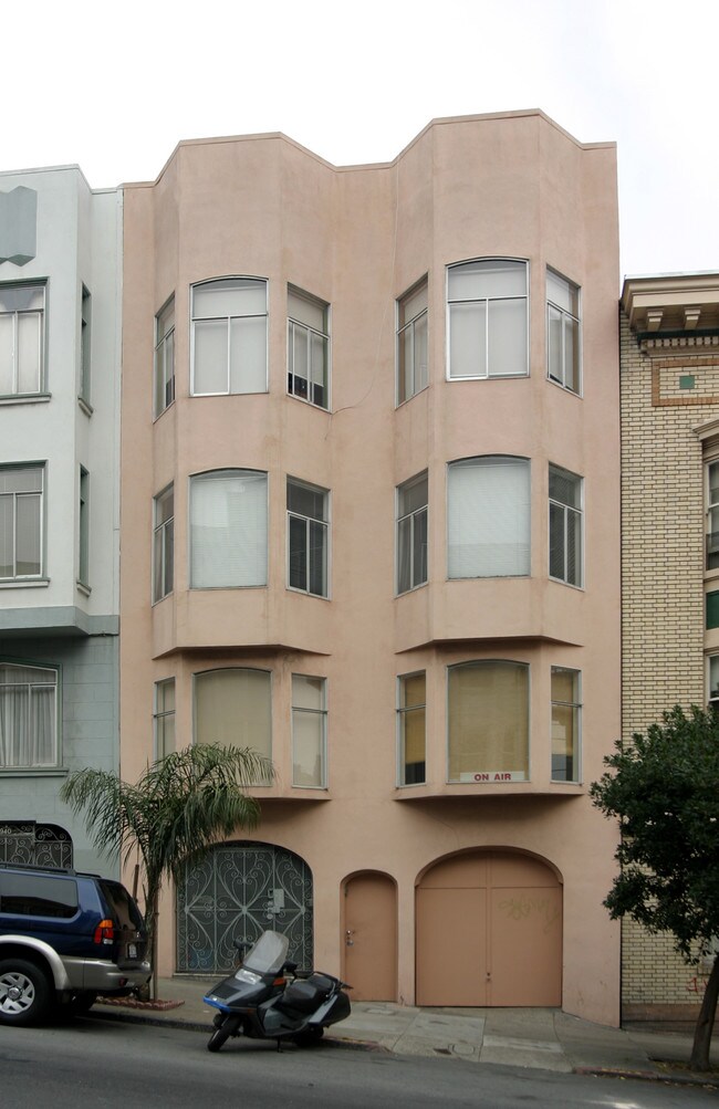 Multi-Family in San Francisco, CA - Foto de edificio - Building Photo