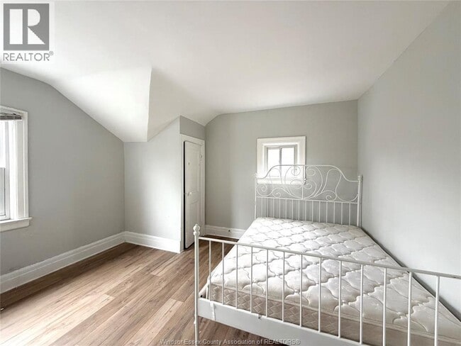 1117 Dougall Ave in Windsor, ON - Building Photo - Building Photo