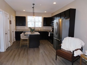 204 Harper Lndg in Chapel Hill, TN - Building Photo - Building Photo