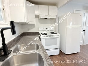 935 Albert Rd in Windsor, ON - Building Photo - Building Photo