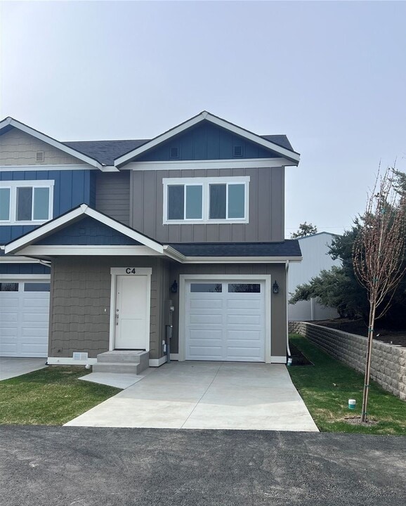 910 Poplar Ave in Wenatchee, WA - Building Photo