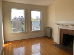 2 Ware St, Unit 205 in Cambridge, MA - Building Photo - Building Photo