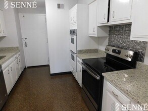 19 Chauncy St, Unit 2 in Cambridge, MA - Building Photo - Building Photo