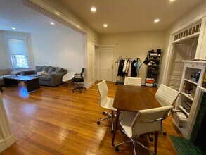 41 Orkney Rd, Unit 2 in Boston, MA - Building Photo - Building Photo