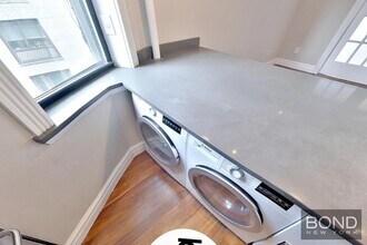 60 Avenue B in New York, NY - Building Photo - Building Photo