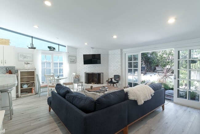 property at 1089 Belfast Ln