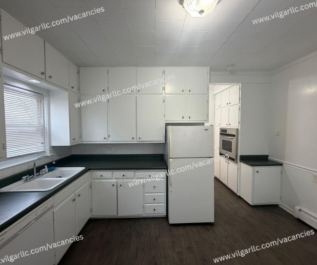 136 Matteson St in Dyer, IN - Foto de edificio - Building Photo