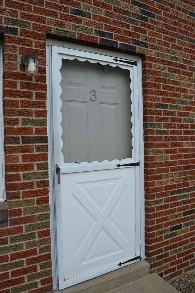 464 E 7th Ave photo'