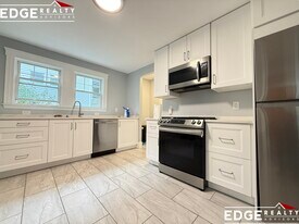 9 Brooksdale Rd in Boston, MA - Building Photo