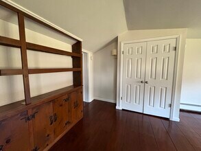 77 Cherry Ln, Unit Studio Apartment in Wilton, CT - Building Photo - Building Photo