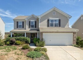 4831 Stowe Derby Dr in Charlotte, NC - Building Photo