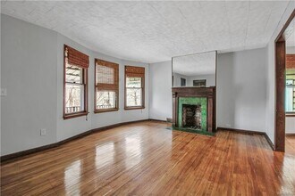 374 Baynes St in Buffalo, NY - Building Photo - Building Photo