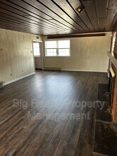 88 N Main St in Spring City, PA - Building Photo - Building Photo