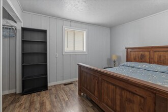 290 E 4th S in Mountain Home, ID - Building Photo - Building Photo