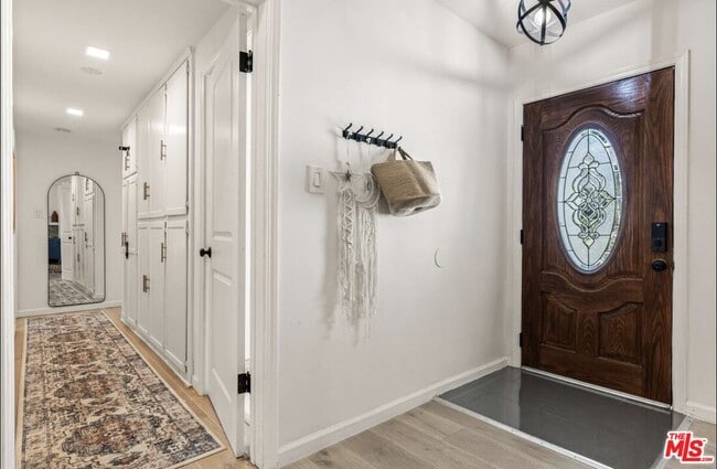 5700 Vanalden Ave in Los Angeles, CA - Building Photo - Building Photo