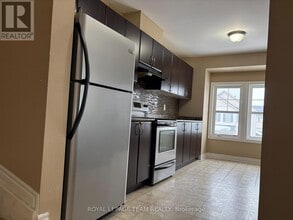 2652 Baynes Sound Way in Ottawa, ON - Building Photo - Building Photo