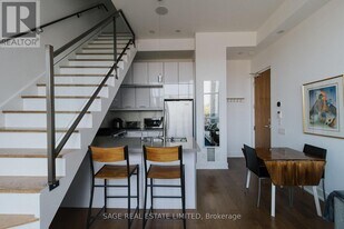 483 Dupont St in Toronto, ON - Building Photo