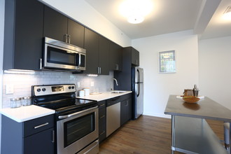 6300 City in Philadelphia, PA - Building Photo - Interior Photo