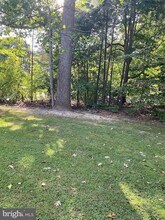 308 Clubhouse Dr in Lusby, MD - Foto de edificio - Building Photo