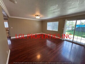 6207 Booth Ln in Sacramento, CA - Building Photo - Building Photo