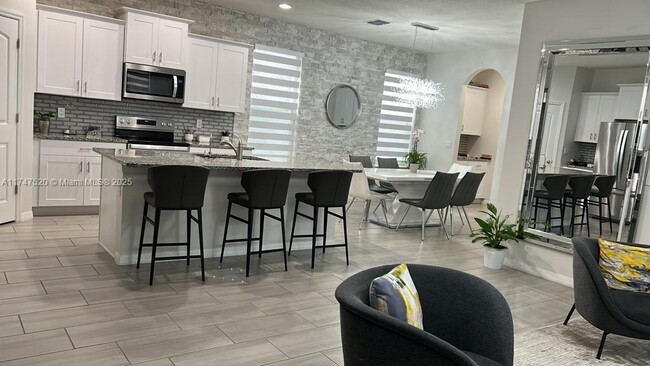 9622 Lost Creek Dr in Oakland, FL - Building Photo - Building Photo