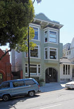 625-629 Dolores St in San Francisco, CA - Foto de edificio - Building Photo