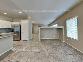 13779 W Maui Ln in Surprise, AZ - Building Photo - Building Photo