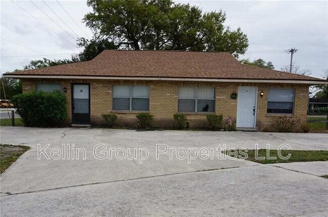 property at 401 Big Cedar Way