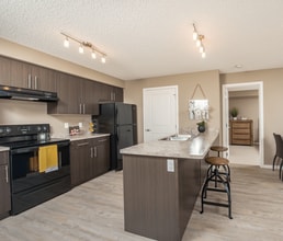 Waybury Park in Sherwood Park, AB - Building Photo - Building Photo