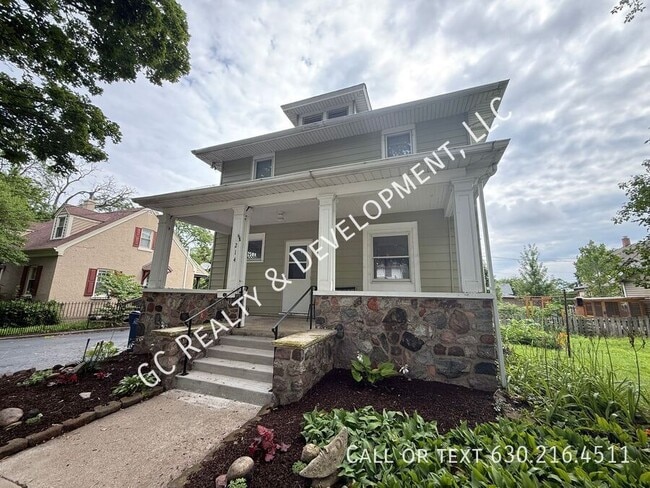 property at 212-214 N 4th Ave