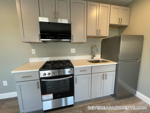 180 Shirley Ave in Revere, MA - Building Photo - Building Photo