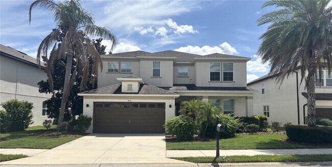 property at 910 Suffolk Pl