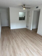 2805 NE Expy NE in Atlanta, GA - Building Photo - Building Photo
