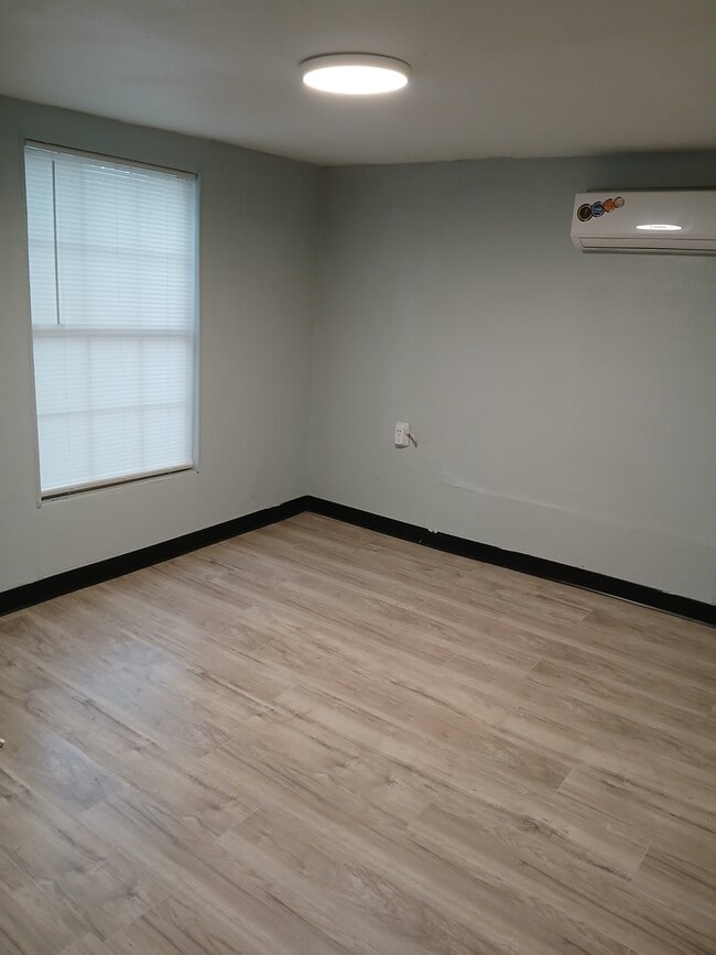 property at 310 W Magnolia Ave