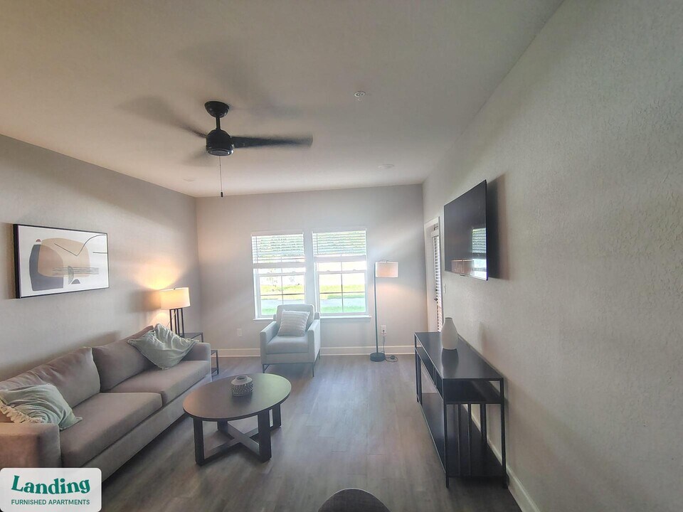 120 NW 148th Terrace in Newberry, FL - Building Photo