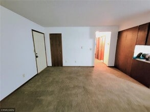 1325 Henry St in Prescott, WI - Building Photo - Building Photo