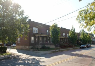 2498-2512 Indianola Ave in Columbus, OH - Building Photo - Building Photo