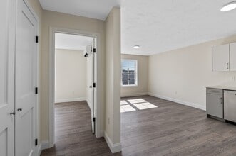 472 Essex St in Lynn, MA - Building Photo - Building Photo