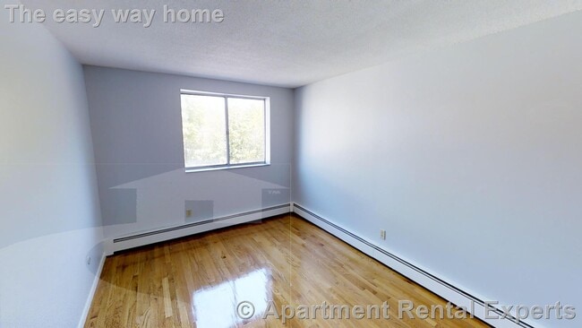 14 Murdock St in Somerville, MA - Building Photo - Building Photo