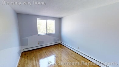 14 Murdock St, Unit #2-4 in Somerville, MA - Building Photo - Building Photo