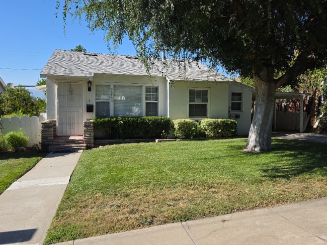 24542 San Marcos Dr