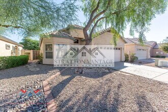 1015 E Brentrup Dr in Tempe, AZ - Building Photo - Building Photo