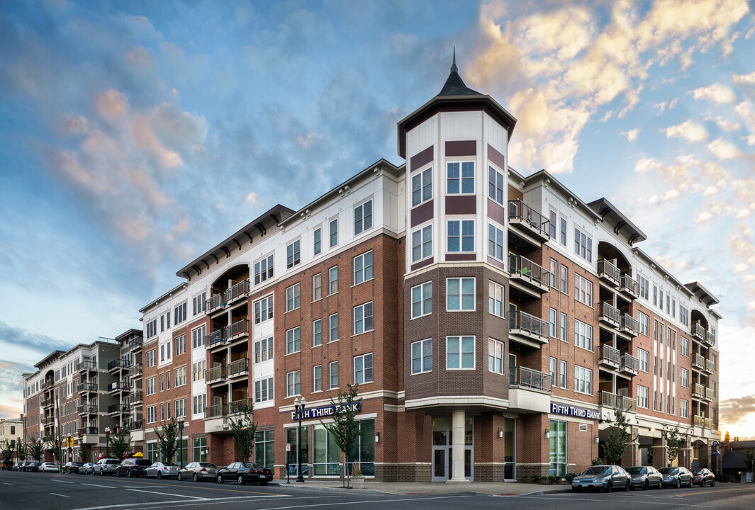 Views On Vine in Cincinnati, OH - Foto de edificio