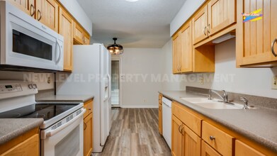 1843 N Clayton Ave in Wichita, KS - Building Photo - Building Photo